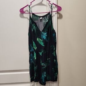 Old Navy Tropical Leaf Print Blouse